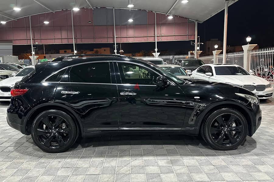 Infiniti QX70 2016 12