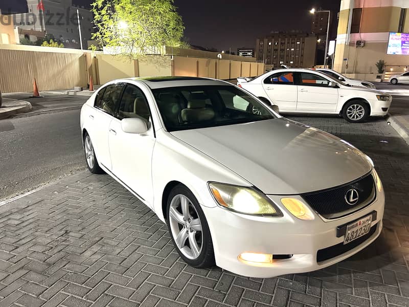 Lexus GS 300 clean car 1