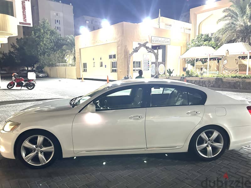 Lexus GS 300 clean car 5