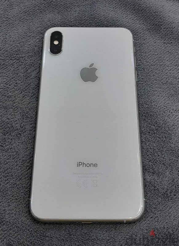 iPhone Xs Max - 256GB   In a very good condition Battery 82% 0