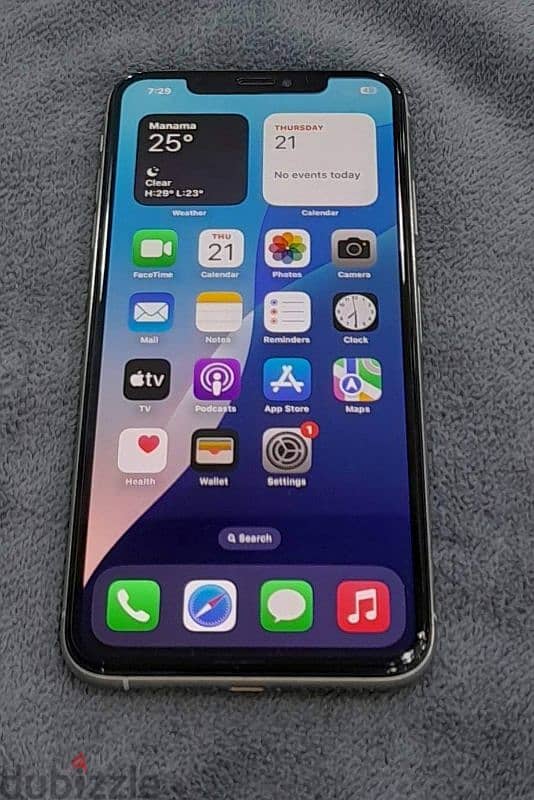 iPhone Xs Max - 256GB   In a very good condition Battery 82% 2