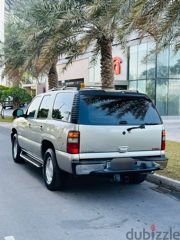 GMC Yukon 2003 model. 8 Seater Jeep with Automatic electronic seats 6