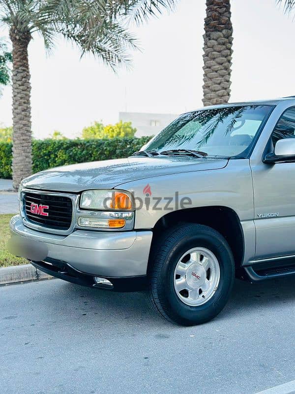 GMC Yukon 2003 model. 8 Seater Jeep with Automatic electronic seats 10