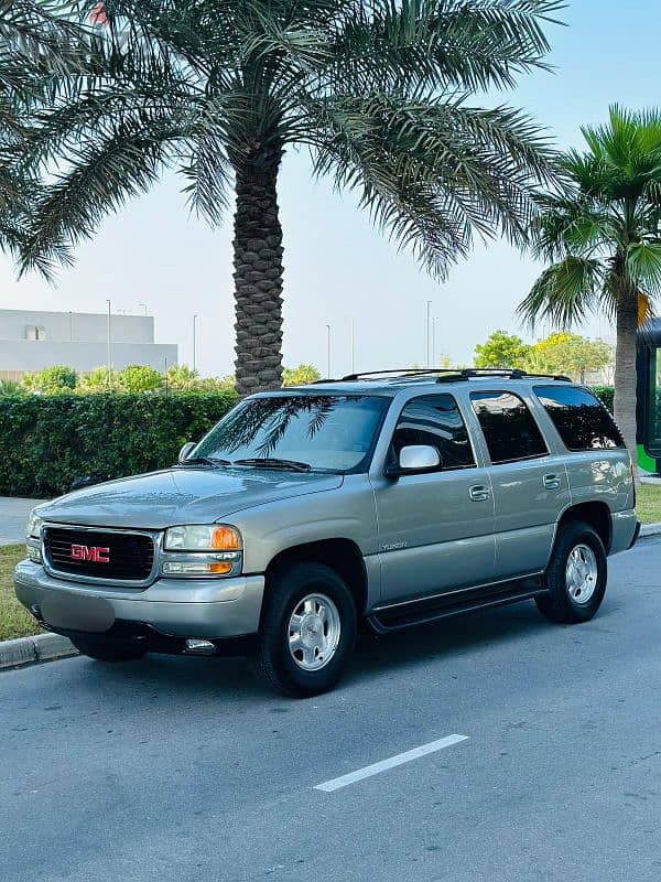 GMC Yukon 2003 model. 8 Seater Jeep with Automatic electronic seats 11