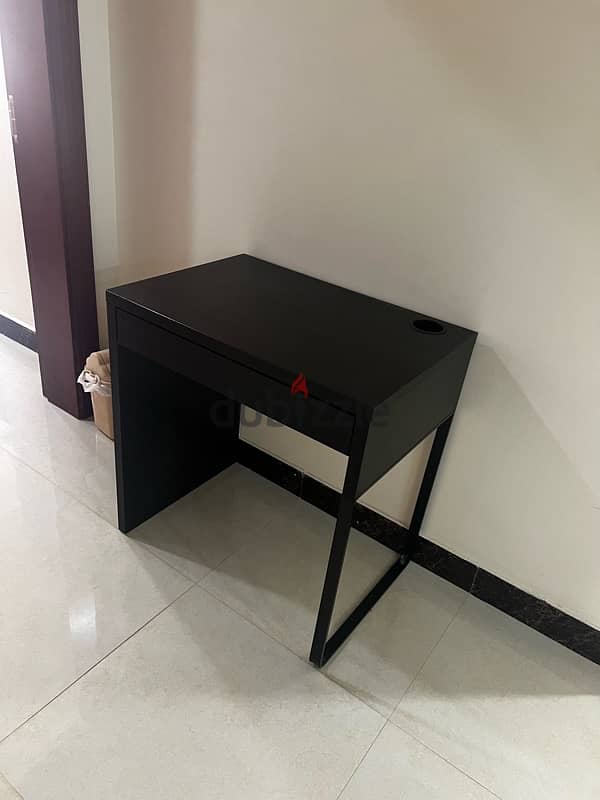 Ikea computer table  - 13 bd Negotiable price 0