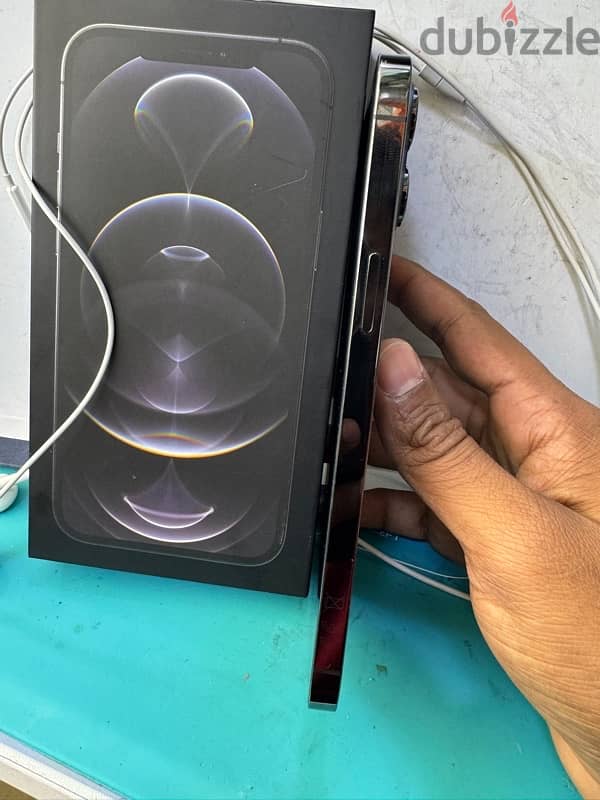 iphone 12 pro max 256GB 1