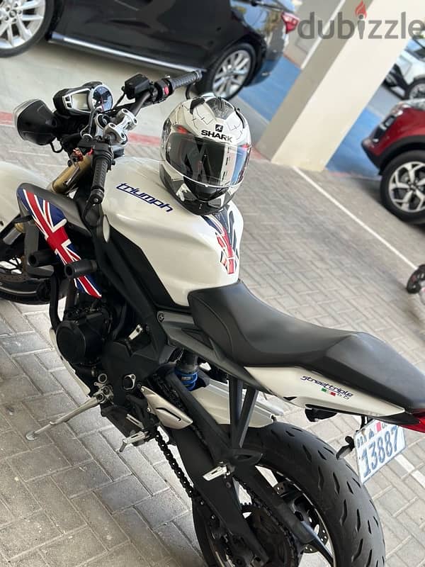 Triumph Street Triple 0