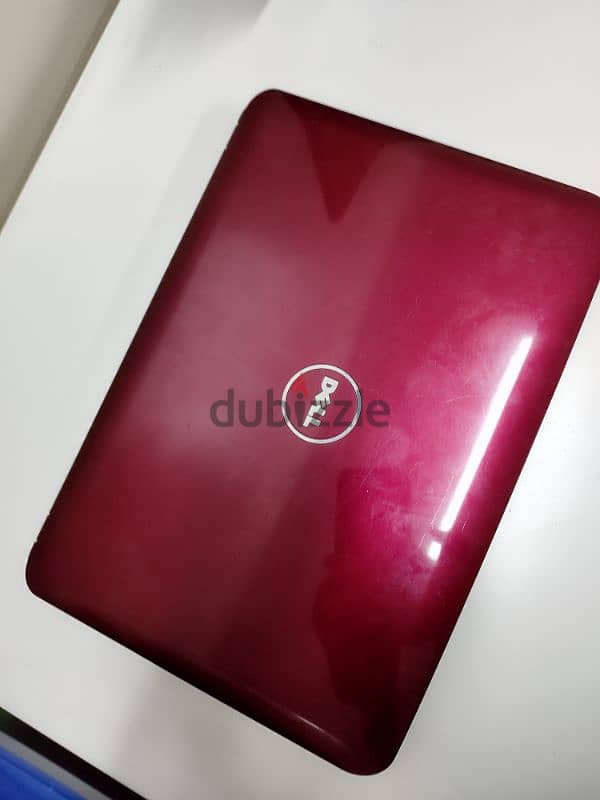 لابتوب dell  نظيف وسريع ولونه مميز 9