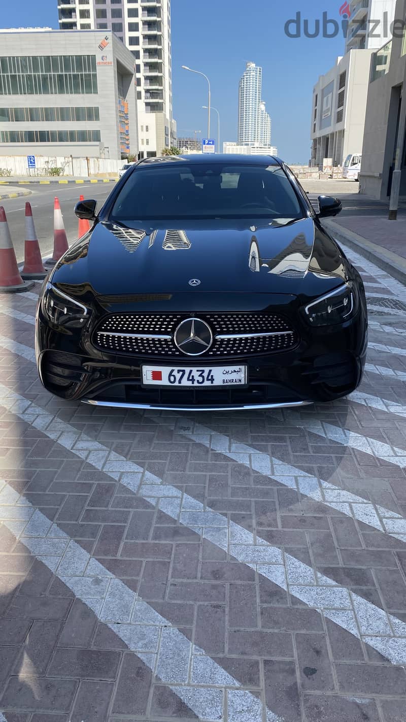 Mercedes-Benz E300 2022 2