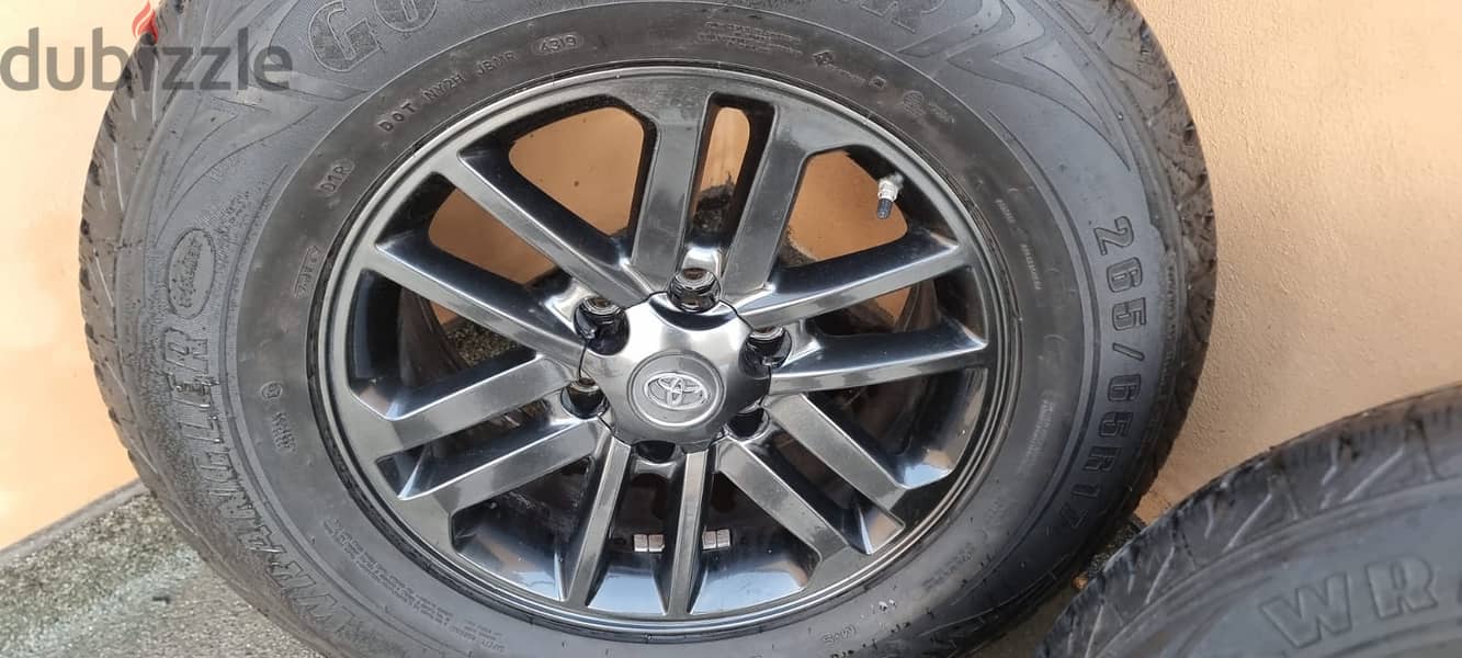 Al, RIM+Tyre, R-17, GoodYear 265/65/R17, with TPMS. Fortuner 2019 4