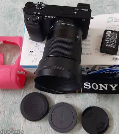 SONY A6300 CAMERA BODY WITH SIGMA LENS 30MM/1.4 FOR SALE