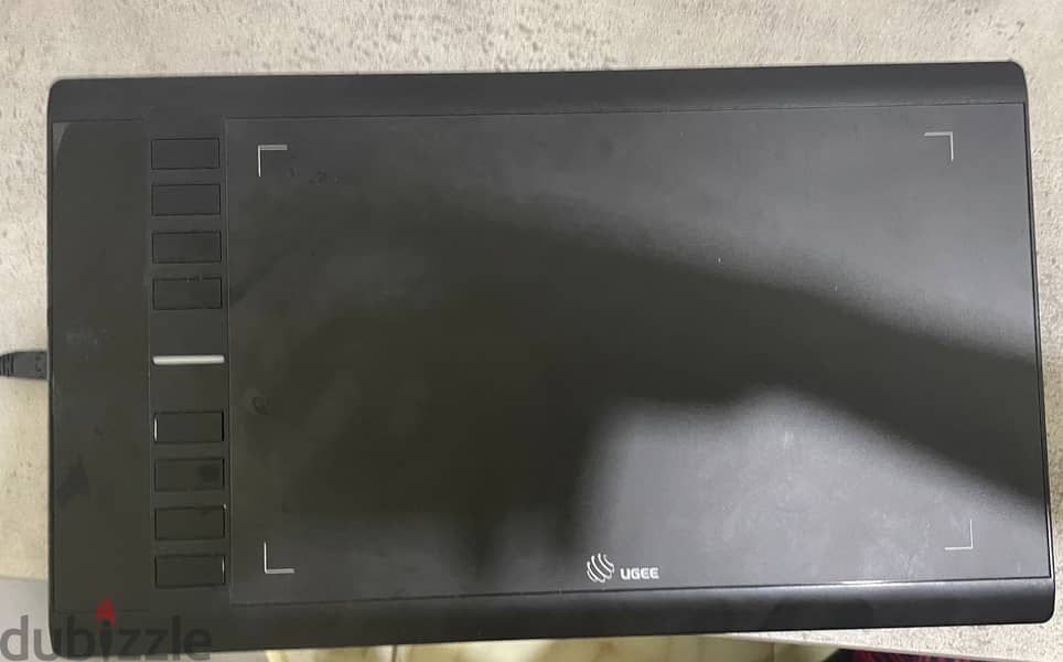 UGEE Graphics Drawing Tablet M708 0