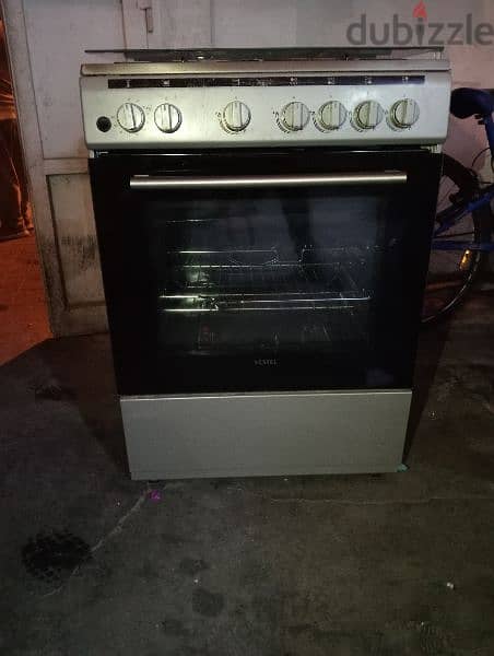 oven for sale good condition only 2 month usad 0