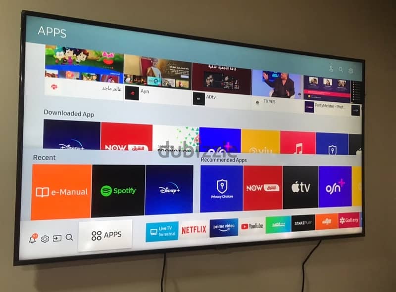 55” Samsung smart tv 4K UHD 2