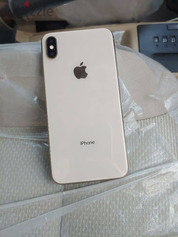 Xs max In very excellent condition, 64 GB, The battery is replaced 0