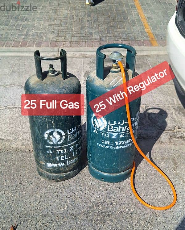 Bahrian gas 1 full gas  1 with regulator  25 each last 0