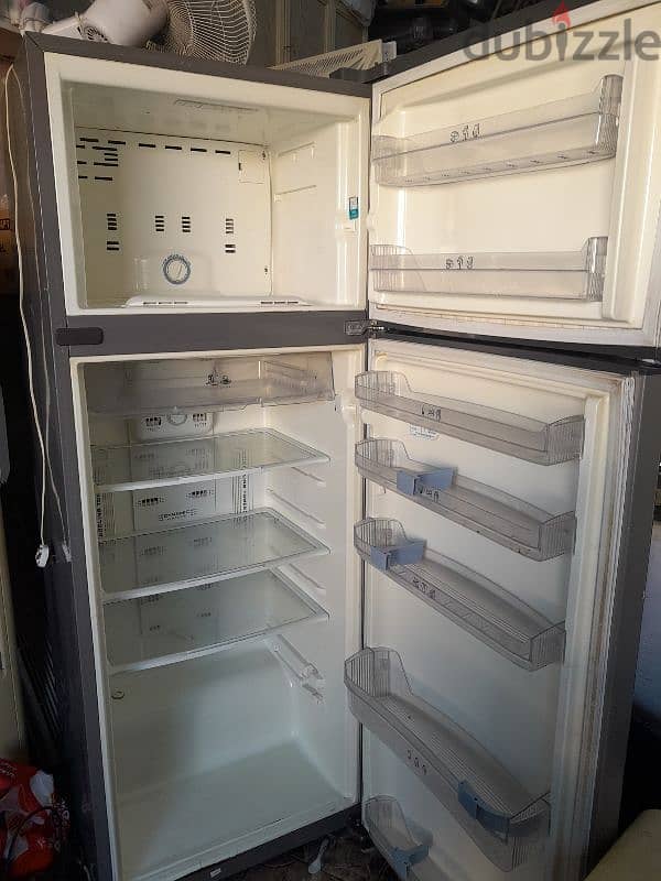 frige for sale new condition 1