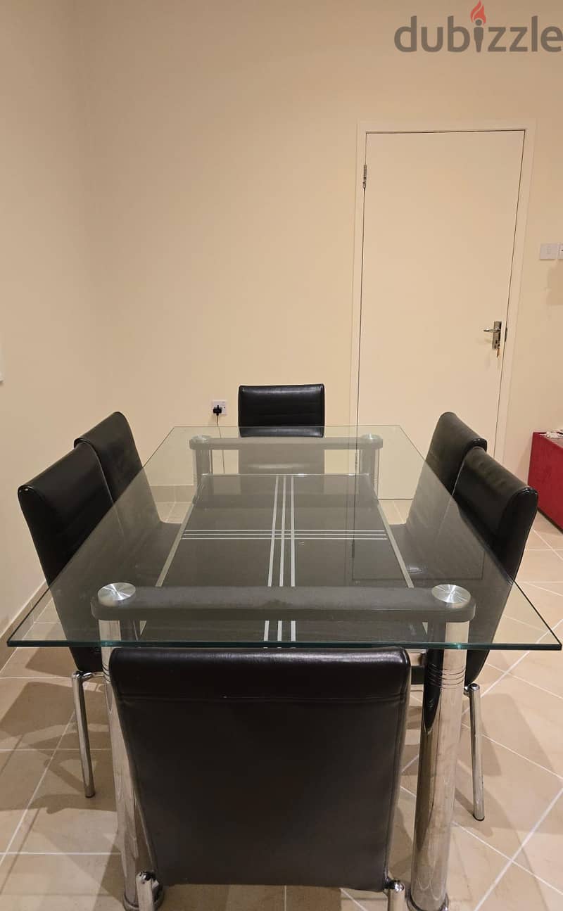 GLASS  DINING TABLE & 6 CHAIRS 0