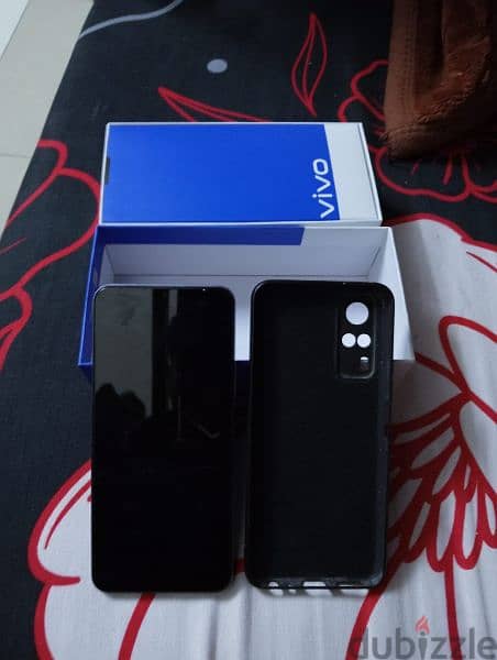 Vivo Y51. . . like a new. . good condition 5