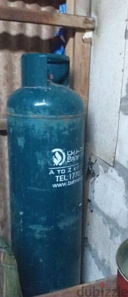 urgent sale bahrain gas selender large size look like new