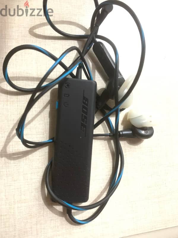 bose qc20 wired  noise  cancellation  headphone 0