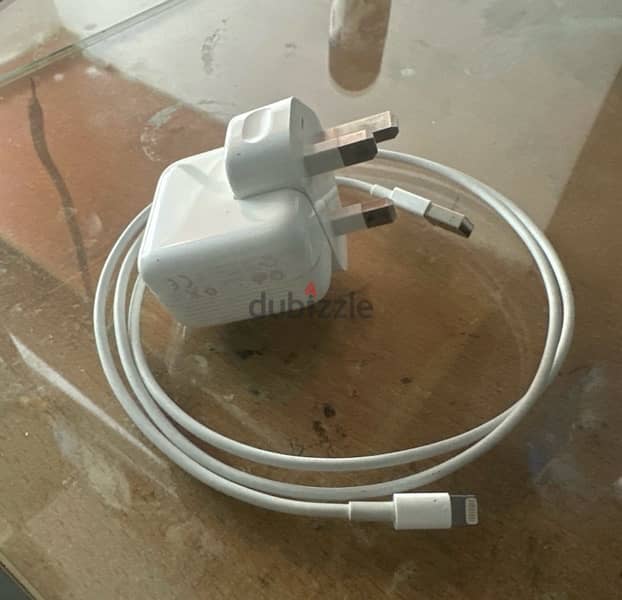 Apple Original charger and cable  10 w 0