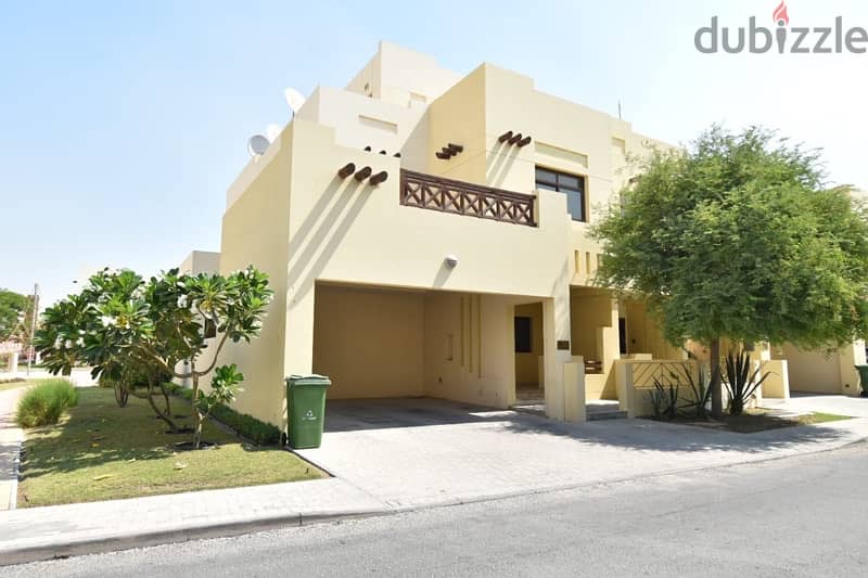 for rent luxury villa in Riffa Views 1