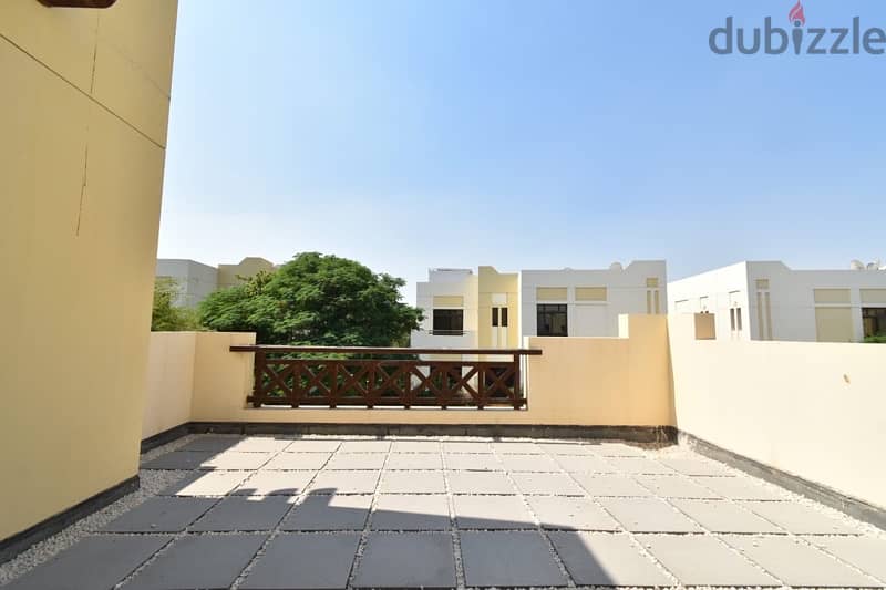 for rent luxury villa in Riffa Views 3