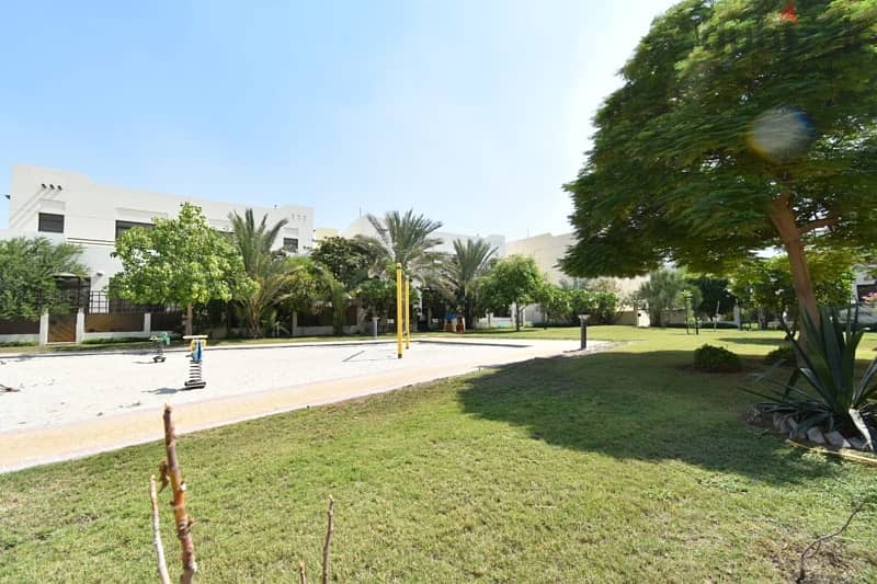 for rent luxury villa in Riffa Views 12