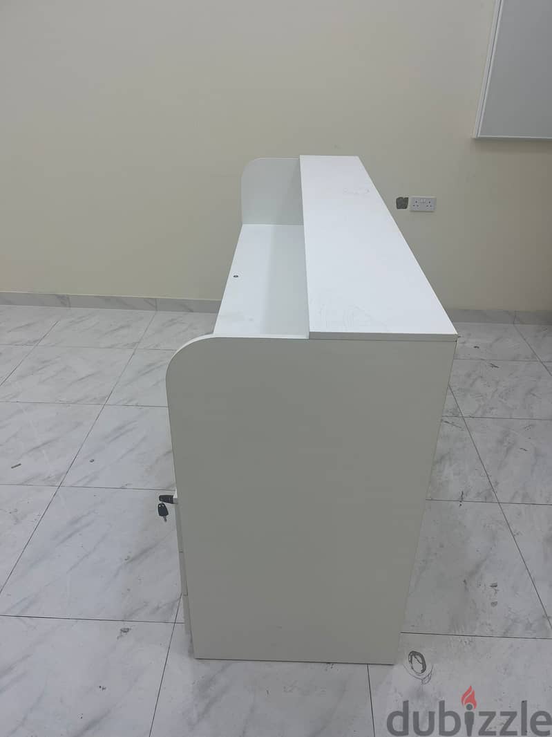 Reception Desk 3