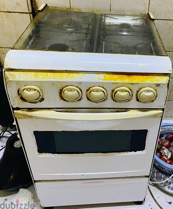 Urgent Sale . !! Cooking range with grill feature 1