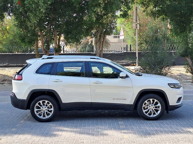 Jeep Cherokee 2019 4