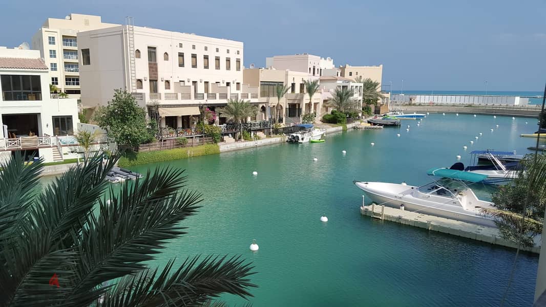 Amwaj Floating City Apartment with Boat Parking 1