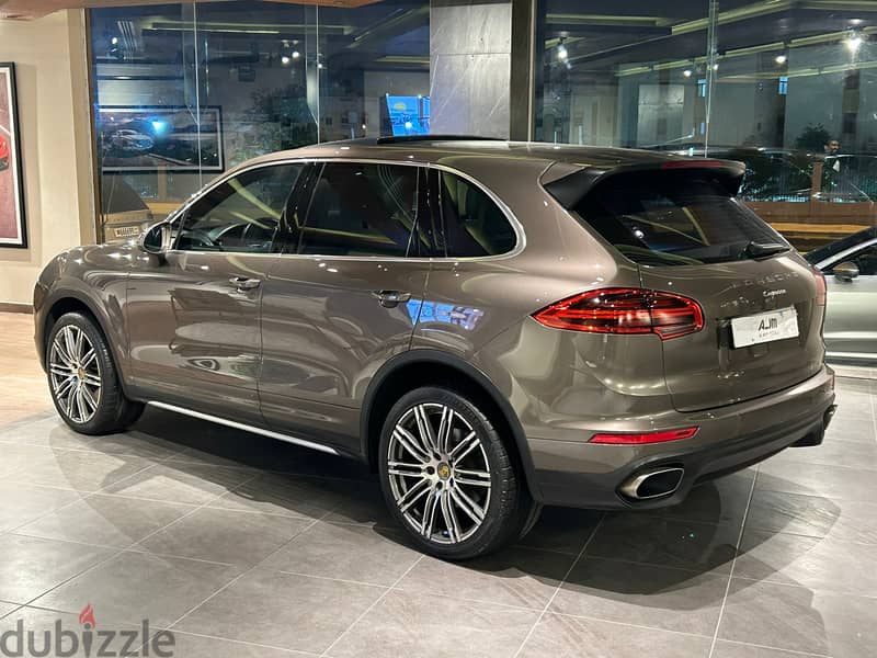 Porsche Cayenne 2016 model FOR SALE 3