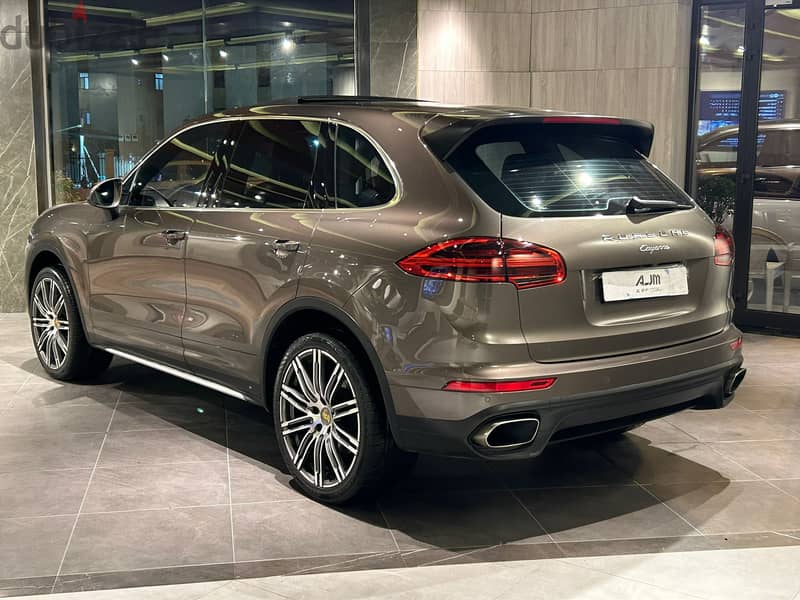 Porsche Cayenne 2016 model FOR SALE 10