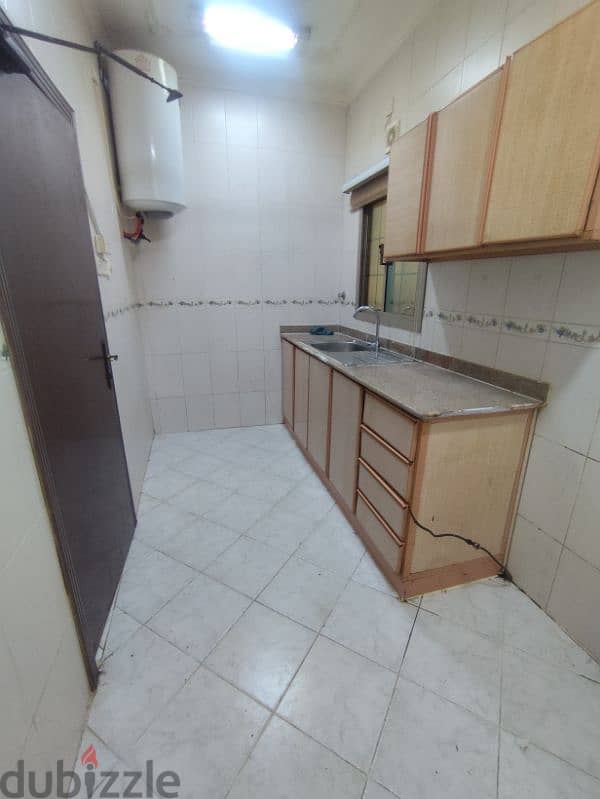 Big Flat  rent @ busaiteen 3 bedrooms 270 bd including ewa 5