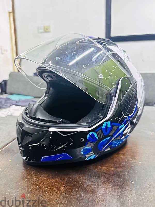 New helmet 3