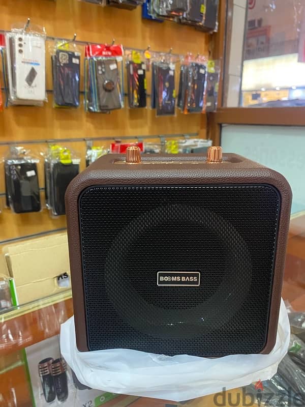 BOMS BASS PORTABLE KARAOKE SPEAKER 3