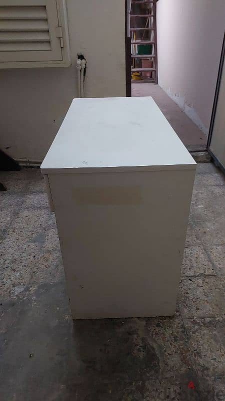 Study table white for sale 1