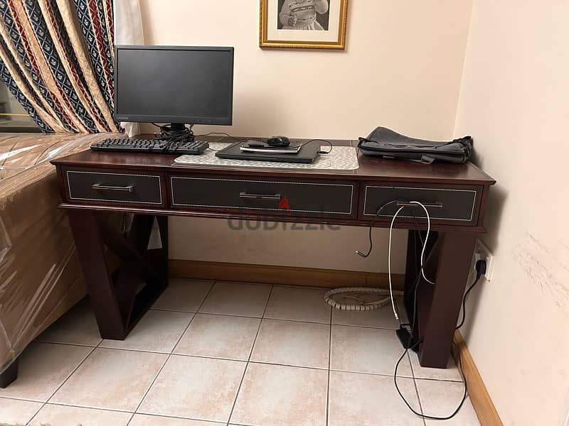 desk for sale 1