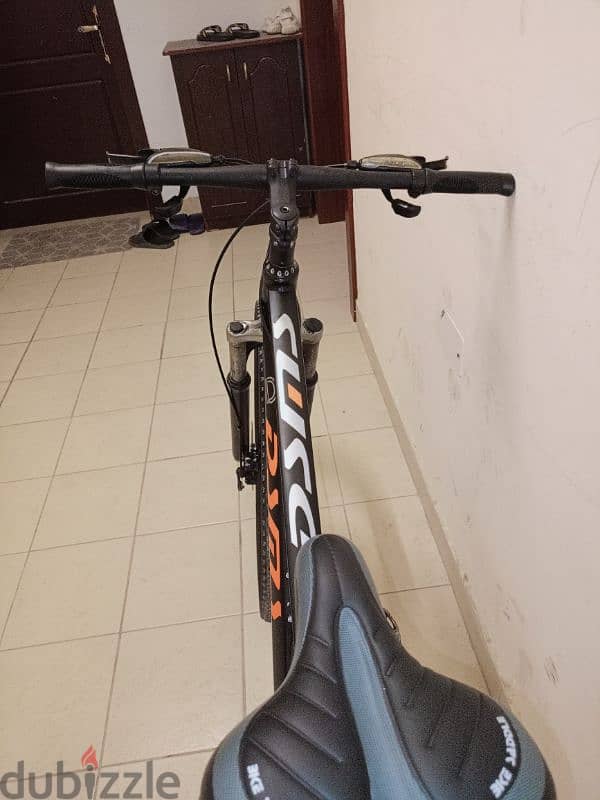 cycle for sale in excellent condition ( ALUMINUM FRAME ) 3