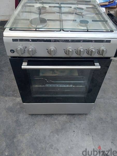 oven for sale good condition only 3 month usad 0