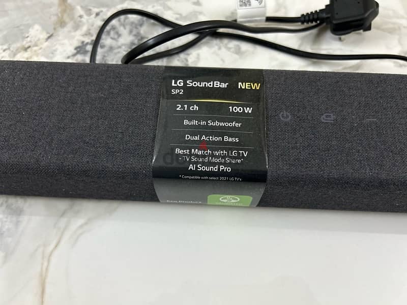 LG 2.1 soundbar 100w built in subwoofer 0