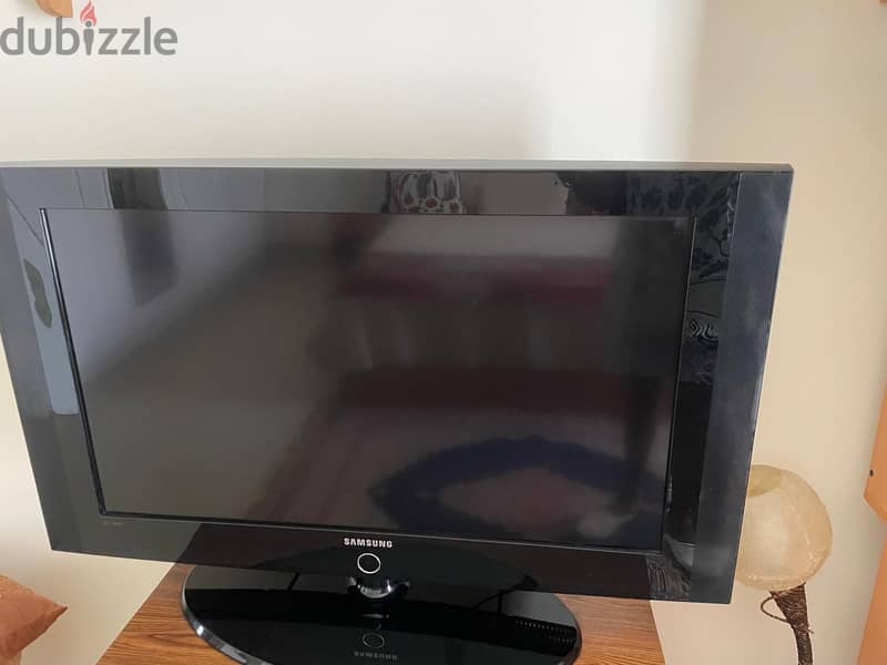 Samsung 32 inch TV 1