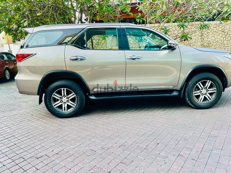 Toyota Fortuner 2019 3