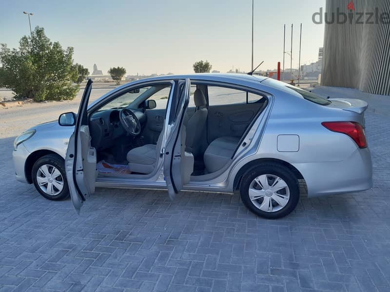 Nissan Sunny 2019 SV 4