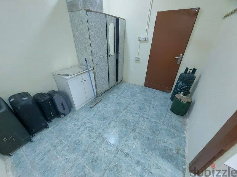 Neat and clean Room for Rent near Police Fort 5