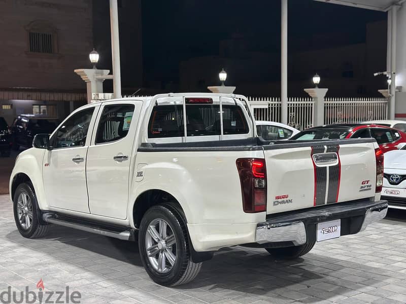 Isuzu D-Max 2016 8