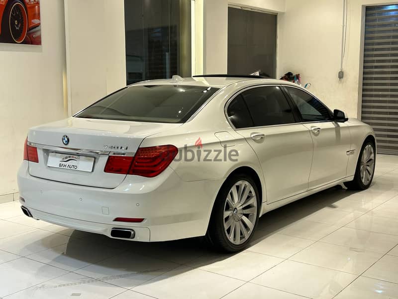 BMW 740 Li model 2011 good condition low km car FOR SALE 3