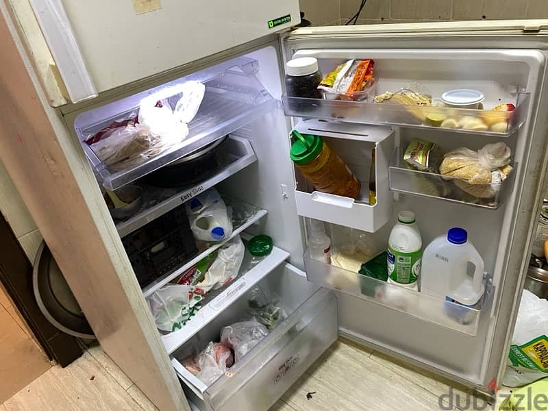 samsung refrigerator good working double cabin big one 0